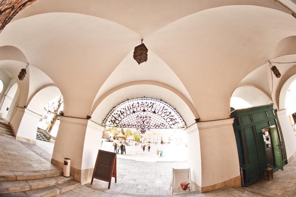 Hotel Pod Cizemka Sandomierz Bagian luar foto