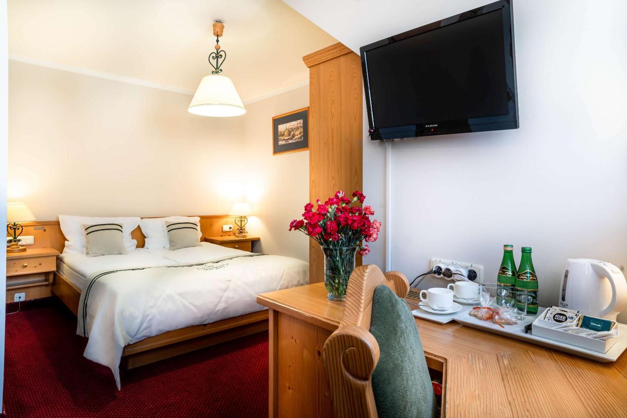 Hotel Pod Cizemka Sandomierz Bagian luar foto