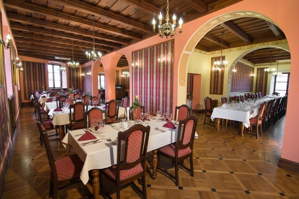 Hotel Pod Cizemka Sandomierz Bagian luar foto