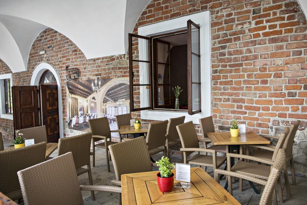 Hotel Pod Cizemka Sandomierz Bagian luar foto
