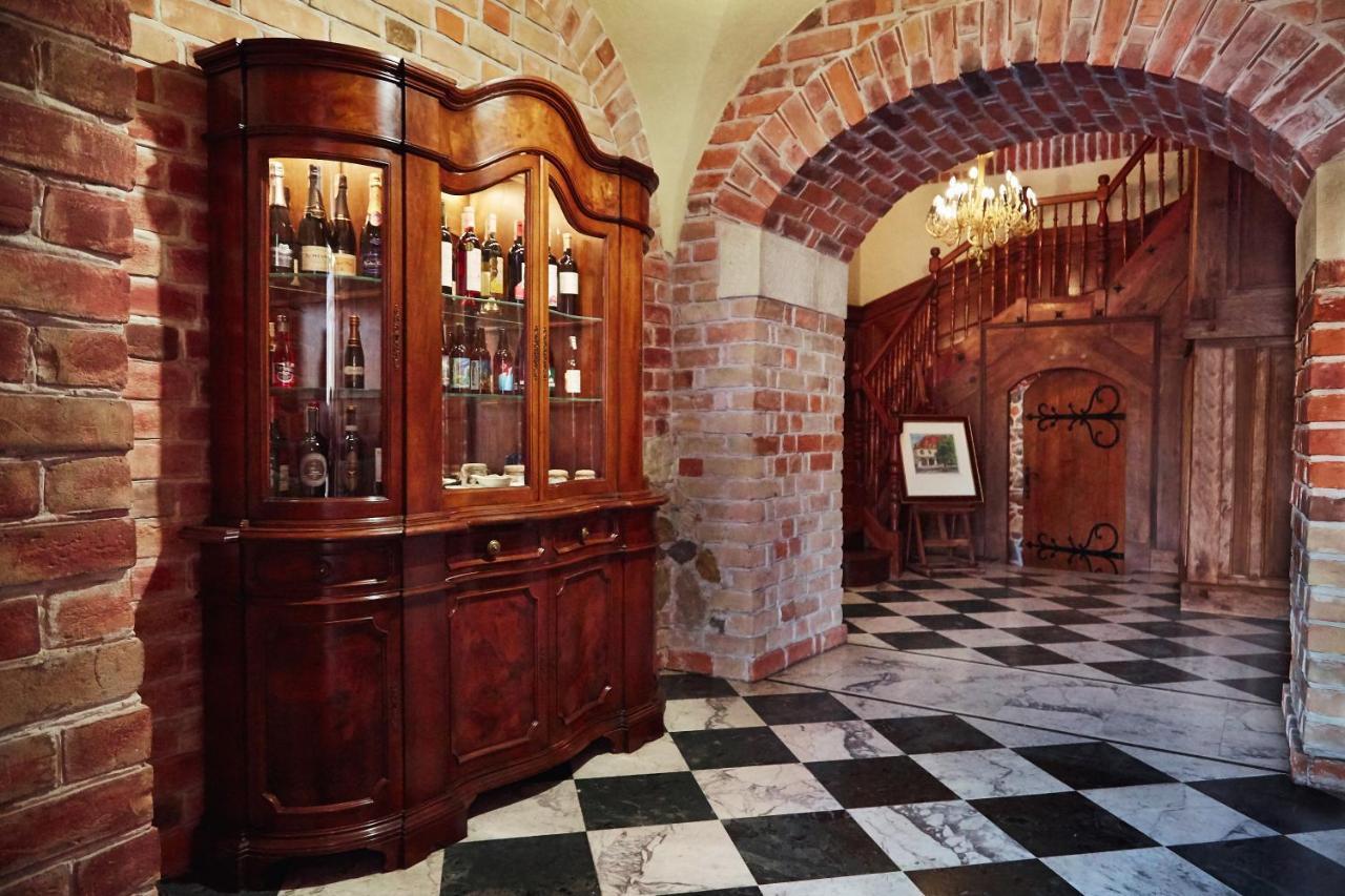 Hotel Pod Cizemka Sandomierz Bagian luar foto